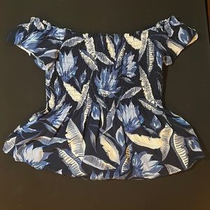 Aeropostale Size Medium off the shoulder crop top